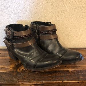 Freebird Women’s Simba Ankle Bootie